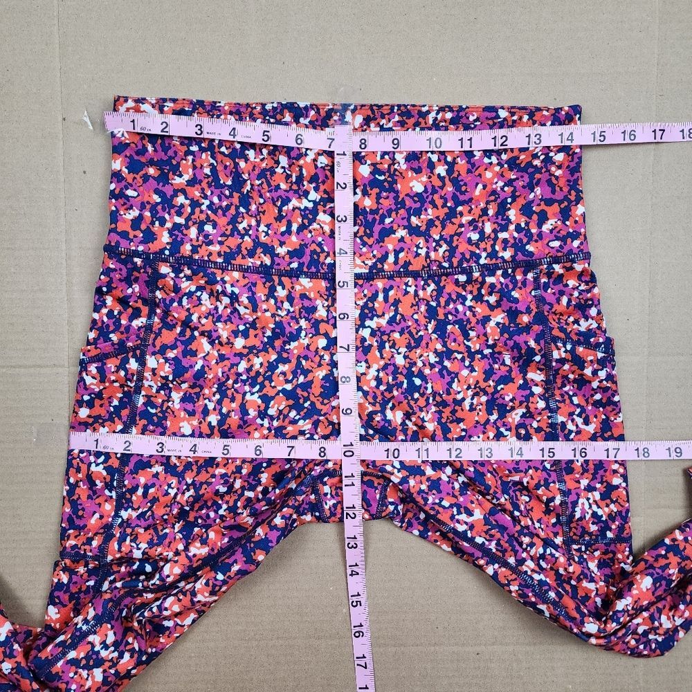 Ideology Compression Side-Pocket Cropped Leggings Multicolor Abstract Pattern M - Picture 7 of 14